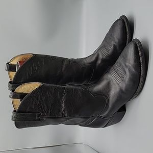 Ariat men’s leather Sedona Western boots 12D.  Very good condition.